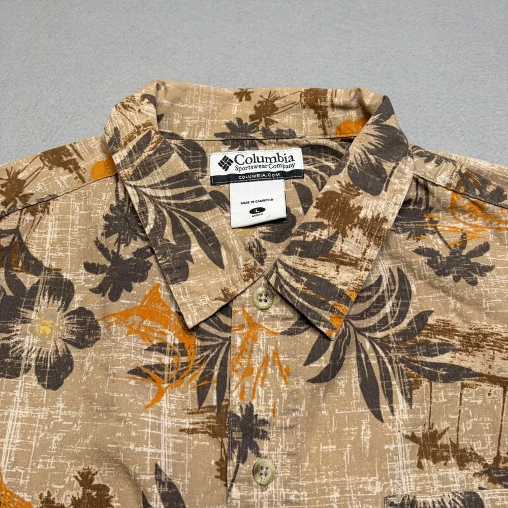 Columbia Button Down Shirt Mens L Tan Tropical Marlin Floral Short Sleeve Casual